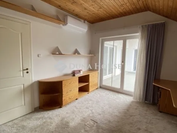 Eladó ház Budapest XVII. kerület 210 nm