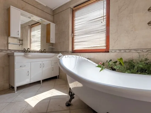 Eladó ház Budapest XX. kerület, Pacsirtatelep 93 nm