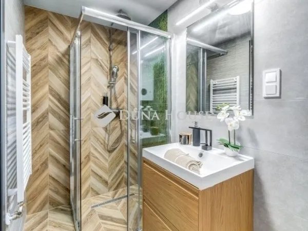 Eladó lakás Budapest VIII. kerület 80 nm