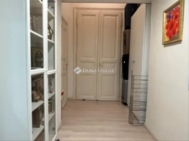 Eladó lakás Budapest VIII. kerület 77 nm