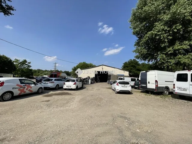 Eladó kereskedelmi és ipari ingatlan Budapest XVII. kerület, Rákoshegy 1000 nm