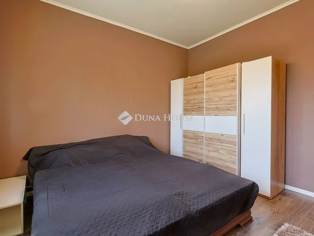 Eladó ház Budapest XVI. kerület 175 nm