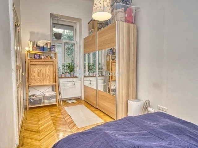 Eladó lakás Budapest VIII. kerület, II. János Pál pápa tér 69 nm