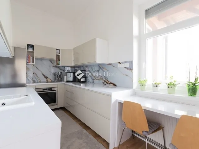 Eladó lakás Budapest X. kerület 111 nm