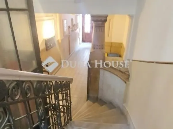 Eladó lakás Budapest V. kerület 62 nm