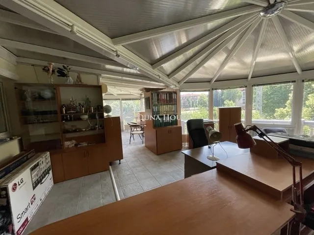 Eladó ház Budapest XV. kerület 400 nm