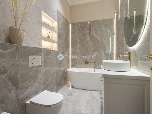 Eladó lakás Budapest V. kerület 80 nm