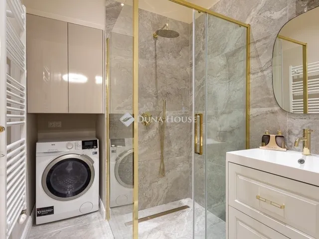 Eladó lakás Budapest V. kerület 80 nm