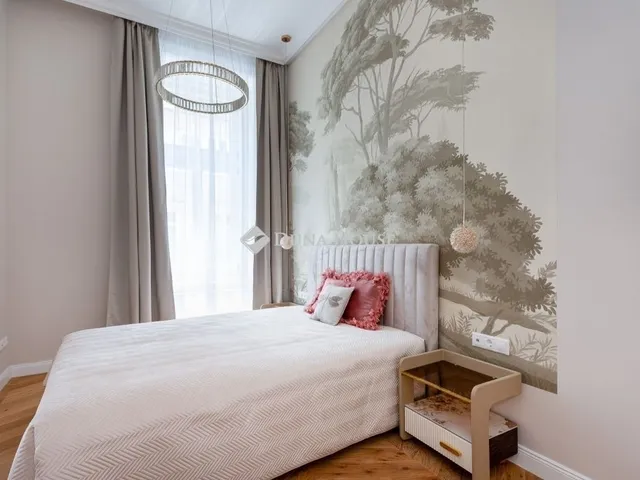 Eladó lakás Budapest V. kerület 80 nm