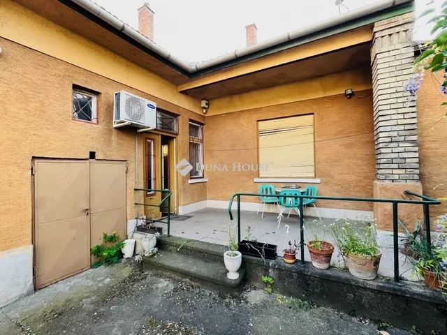 Eladó ház Budapest XXI. kerület, Szabótelep 130 nm