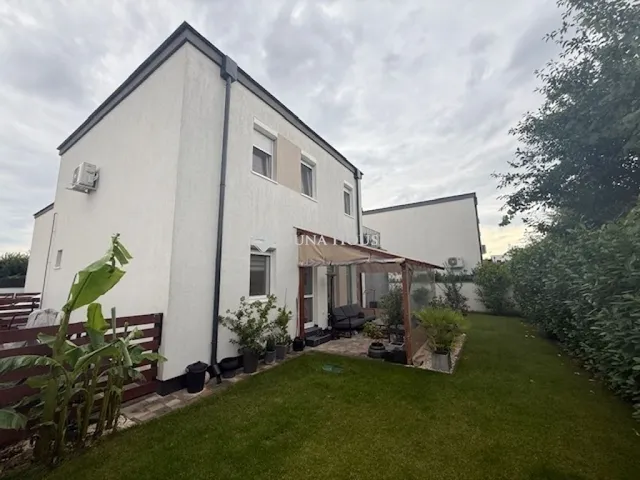 Eladó ház Vecsés 96 nm