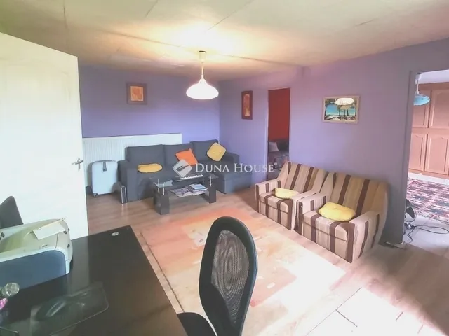 Eladó ház Budapest XV. kerület 223 nm