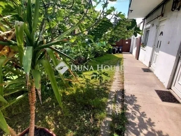 Eladó ház Budapest XV. kerület 223 nm