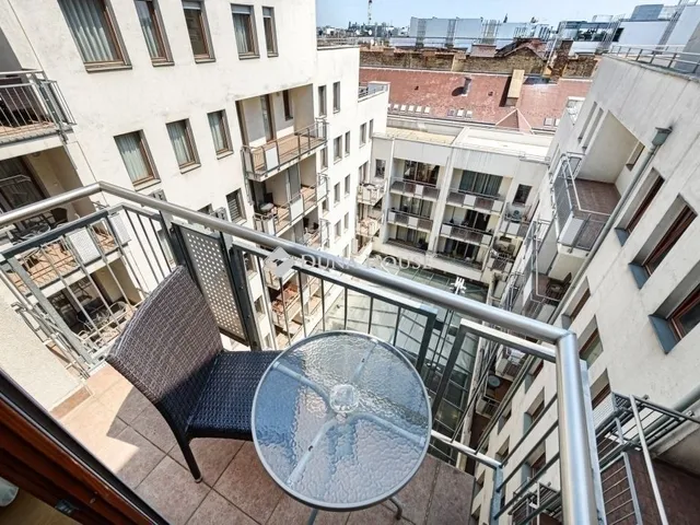 Eladó lakás Budapest VI. kerület 36 nm