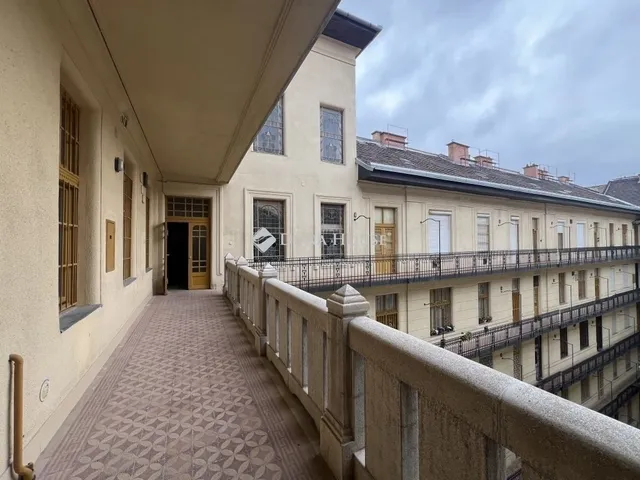 Eladó lakás Budapest VI. kerület 87 nm