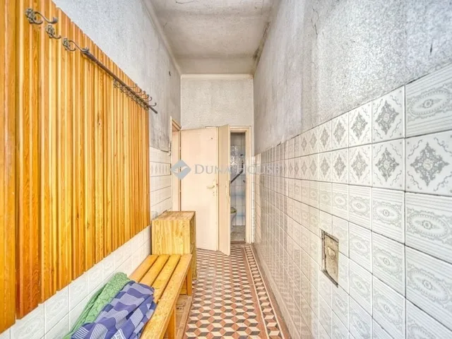 Eladó ház Budapest XVI. kerület 211 nm