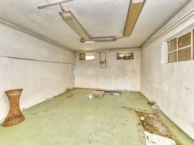 Eladó ház Budapest XVI. kerület 211 nm