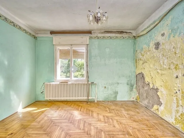 Eladó ház Budapest XVI. kerület 211 nm