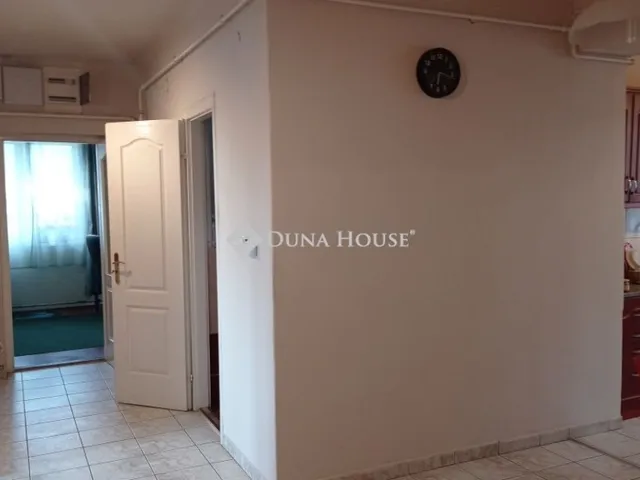 Eladó ház Budapest XVI. kerület 222 nm