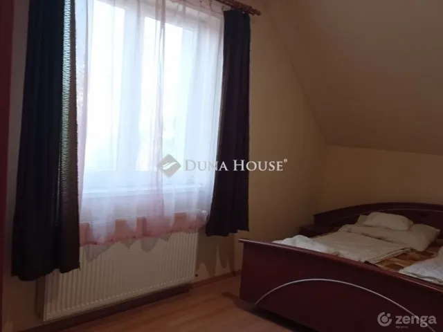 Eladó ház Budapest XVI. kerület 222 nm