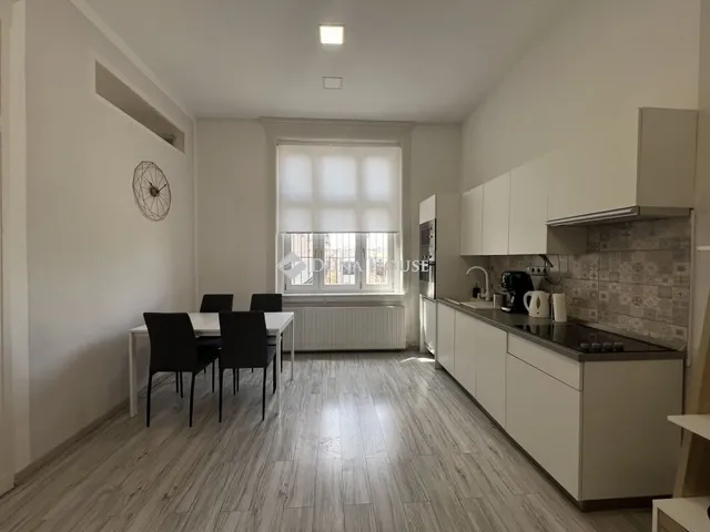 Eladó lakás Budapest VI. kerület 63 nm