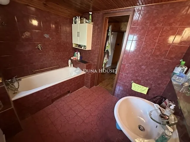 Eladó ház Nagykovácsi 280 nm