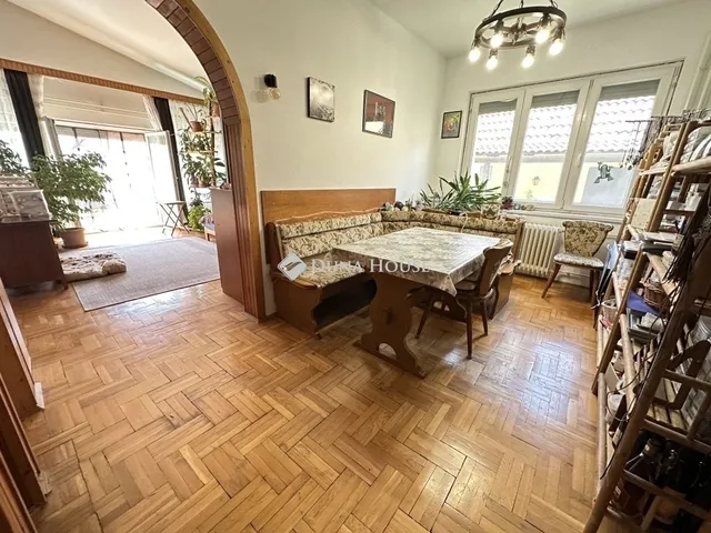 Eladó ház Nagykovácsi 280 nm