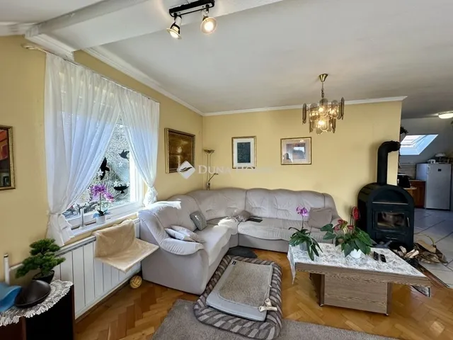 Eladó ház Szentendre 165 nm