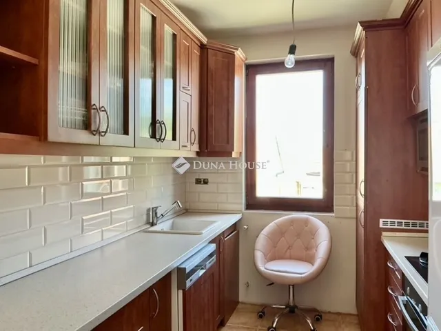 Eladó ház Gyál 264 nm