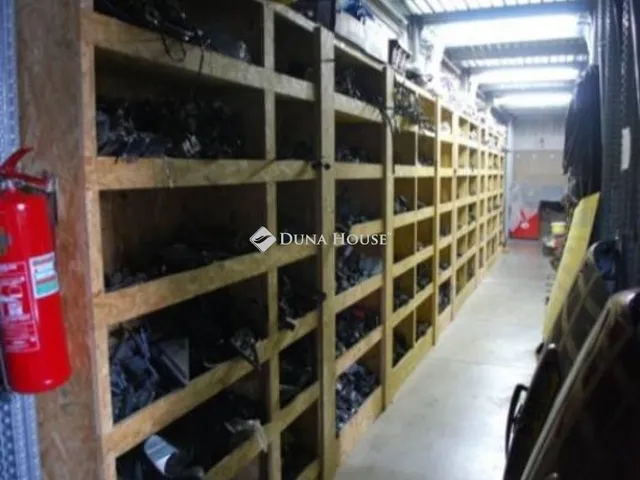 Eladó kereskedelmi és ipari ingatlan Budapest XXII. kerület 760 nm