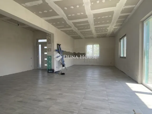 Eladó ház Nagykáta 229 nm