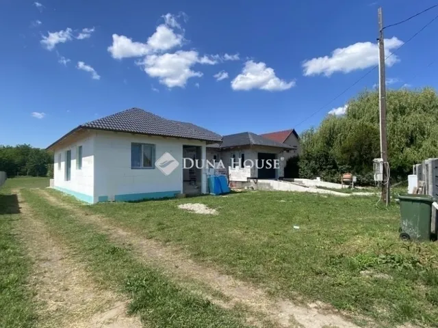 Eladó ház Nagykáta 229 nm