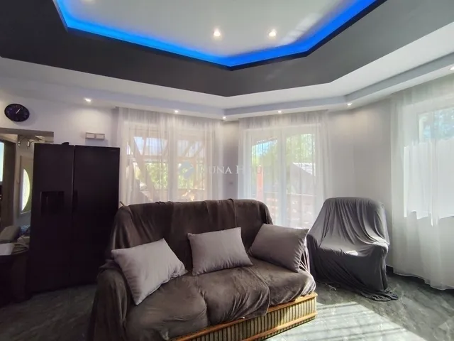 Eladó lakás Ócsa 78 nm