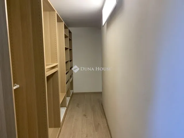 Eladó ház Budapest XXII. kerület 220 nm