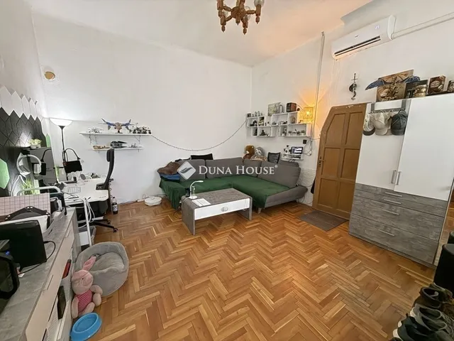 Eladó ház Budapest XV. kerület 105 nm