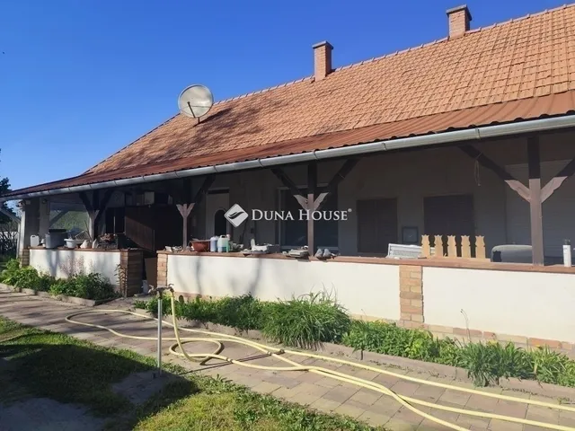 Eladó ház Ócsa 150 nm