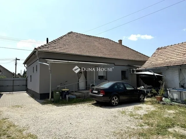 Eladó lakás Monor 137 nm