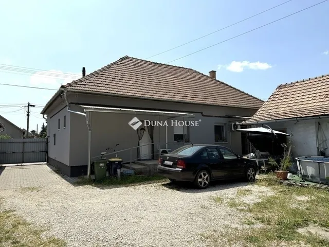 Eladó lakás Monor 137 nm