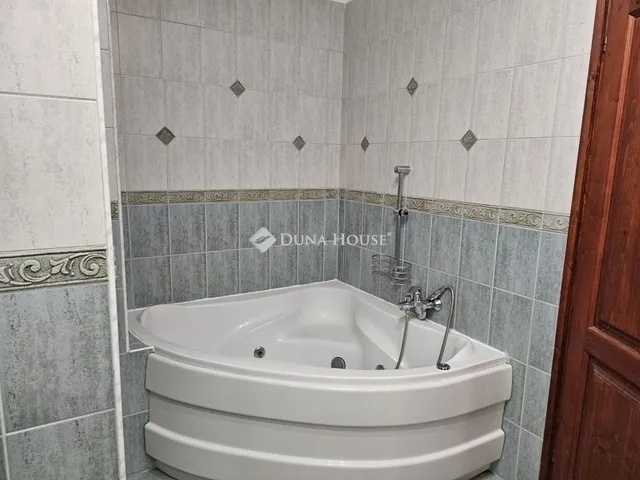 Eladó ház Fót 150 nm