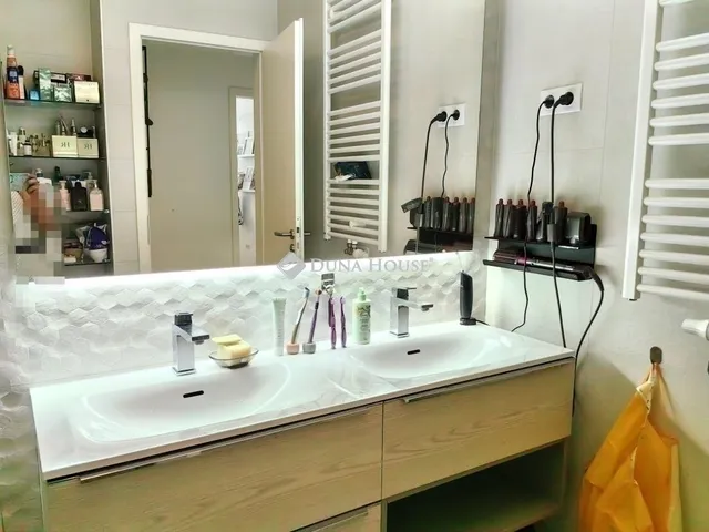 Eladó lakás Budapest XI. kerület 74 nm