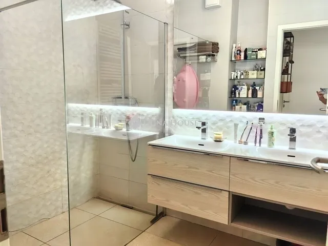 Eladó lakás Budapest XI. kerület 74 nm