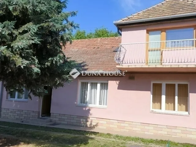 Eladó ház Fót 100 nm