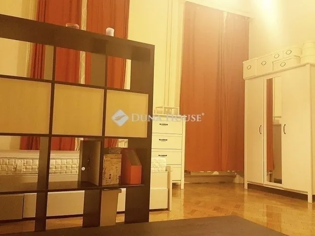 Eladó lakás Budapest VII. kerület 77 nm