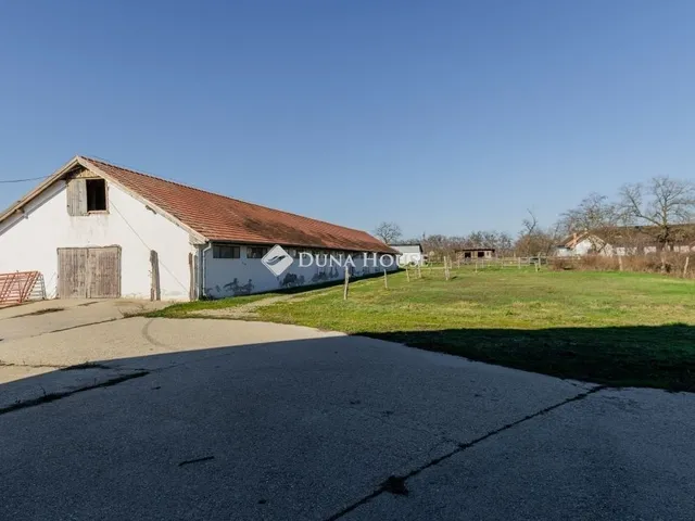 Eladó mezőgazdasági ingatlan Délegyháza 185 nm