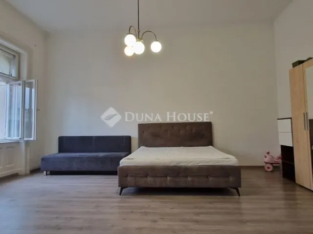Eladó lakás Budapest VII. kerület 82 nm