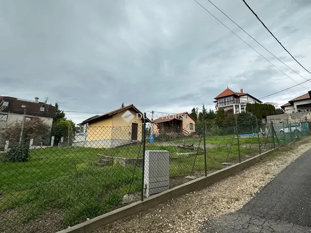 Eladó üdülő és hétvégi ház Diósd 30 nm