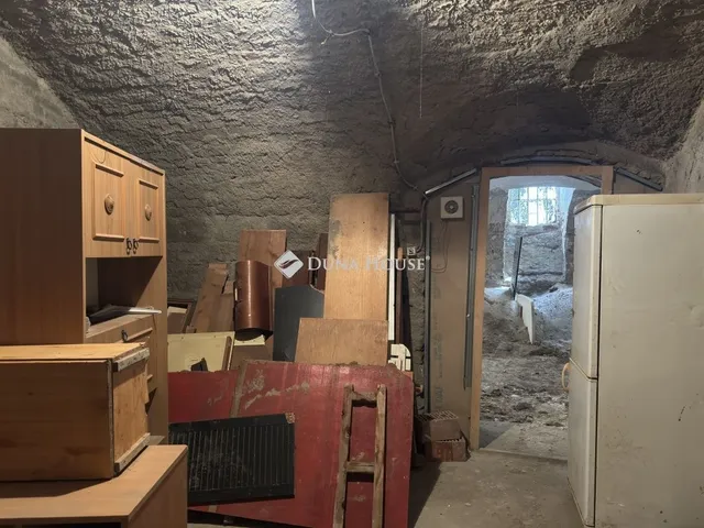 Eladó kereskedelmi és ipari ingatlan Budapest VII. kerület, Ligetváros 100 nm