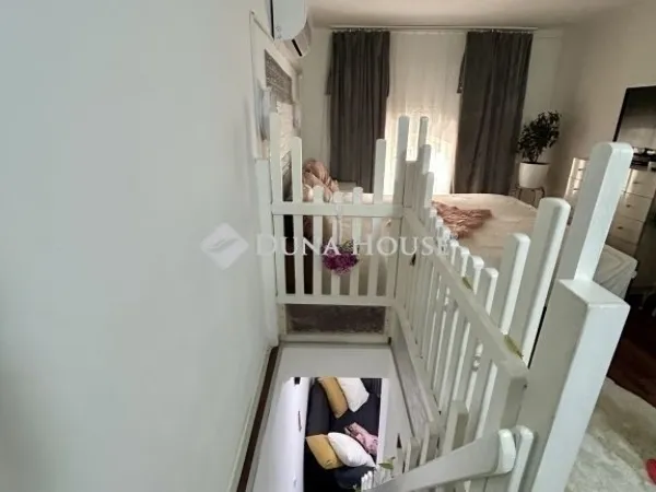 Eladó kereskedelmi és ipari ingatlan Budapest VIII. kerület 32 nm