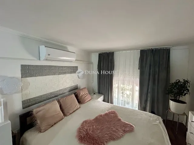 Eladó kereskedelmi és ipari ingatlan Budapest VIII. kerület 32 nm