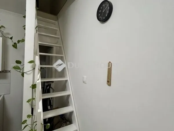 Eladó kereskedelmi és ipari ingatlan Budapest VIII. kerület 32 nm